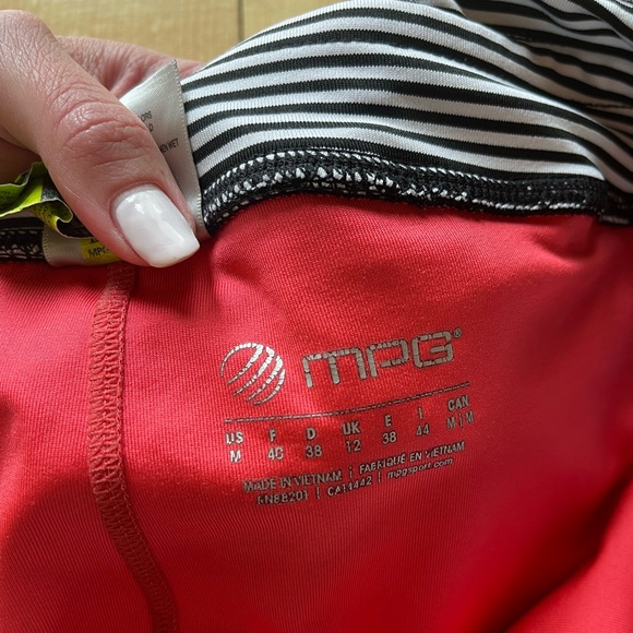 MPG athletic shorts - Picture 4 of 4